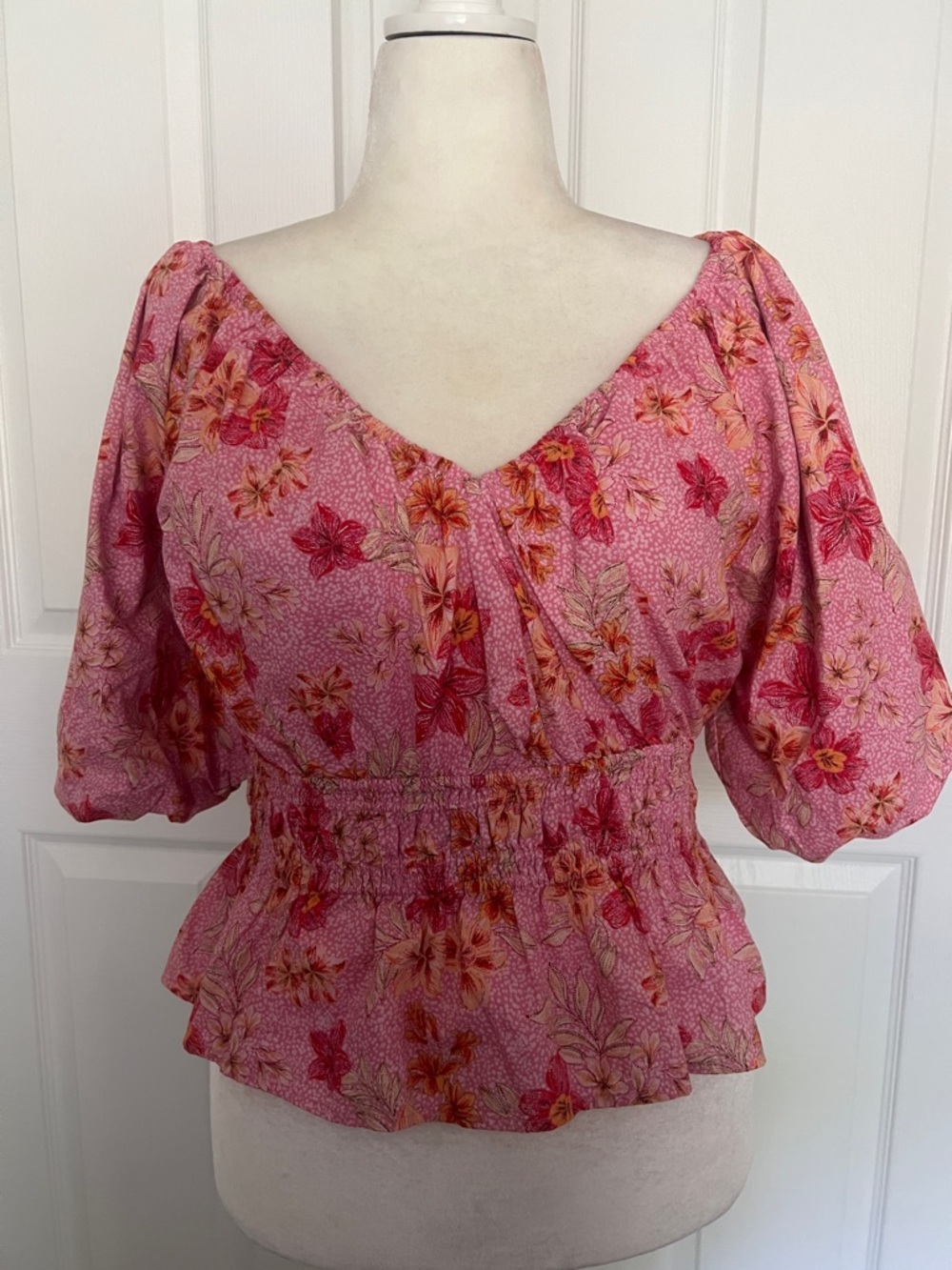 LOFT Pink Floral Blouse Large Peplum V Neck Puff Sleeve Lightweight Top